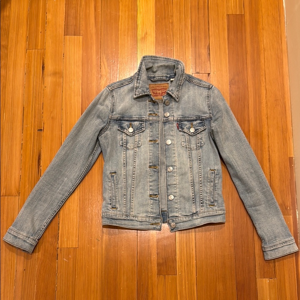 Levi's Women's Classic Blue Jean Jacket